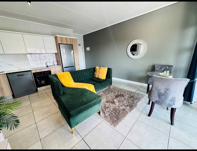 1 BEDROOM FLAT FOR SALE IN WATERFALL